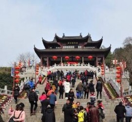 兴化湖北旅游攻略(七月湖北旅游攻略)