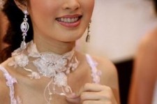 兴化人妖皇后(中国富豪娶人妖皇后)
