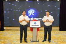 兴化深圳兼职伴游美女qq的简单介绍