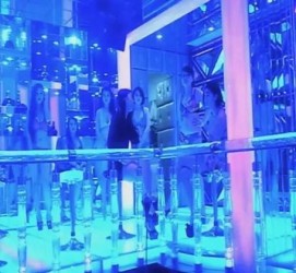 兴化上海伴游 [视频]曝伴游行业内幕：白天陪玩晚上陪睡