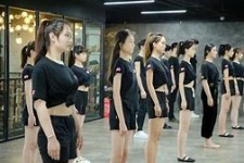 兴化兼职模特进修班(学生怎么兼职模特)