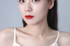 兴化兼职模特要打点模卡吗(兼职做模特要交钱拍模卡)