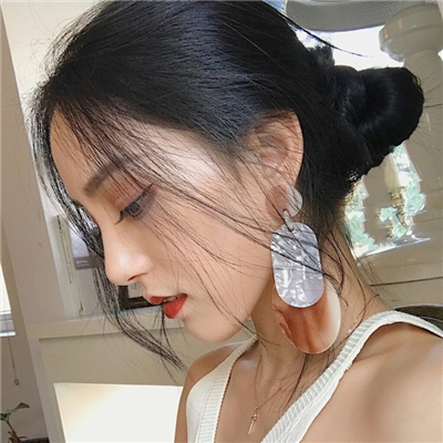 兴化伴游女生张悦然的资料