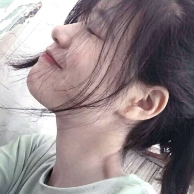 兴化伴游女生烟雨蒙蒙的资料