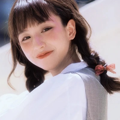 兴化伴游女生郑晓晴的资料