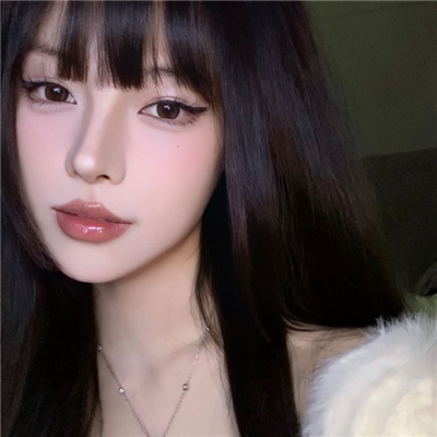 兴化伴游女生钟晚意的资料