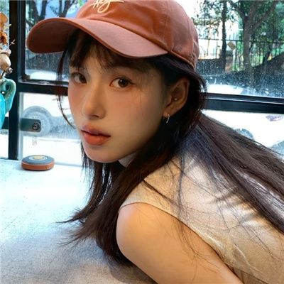 兴化伴游女生杨梦研的资料