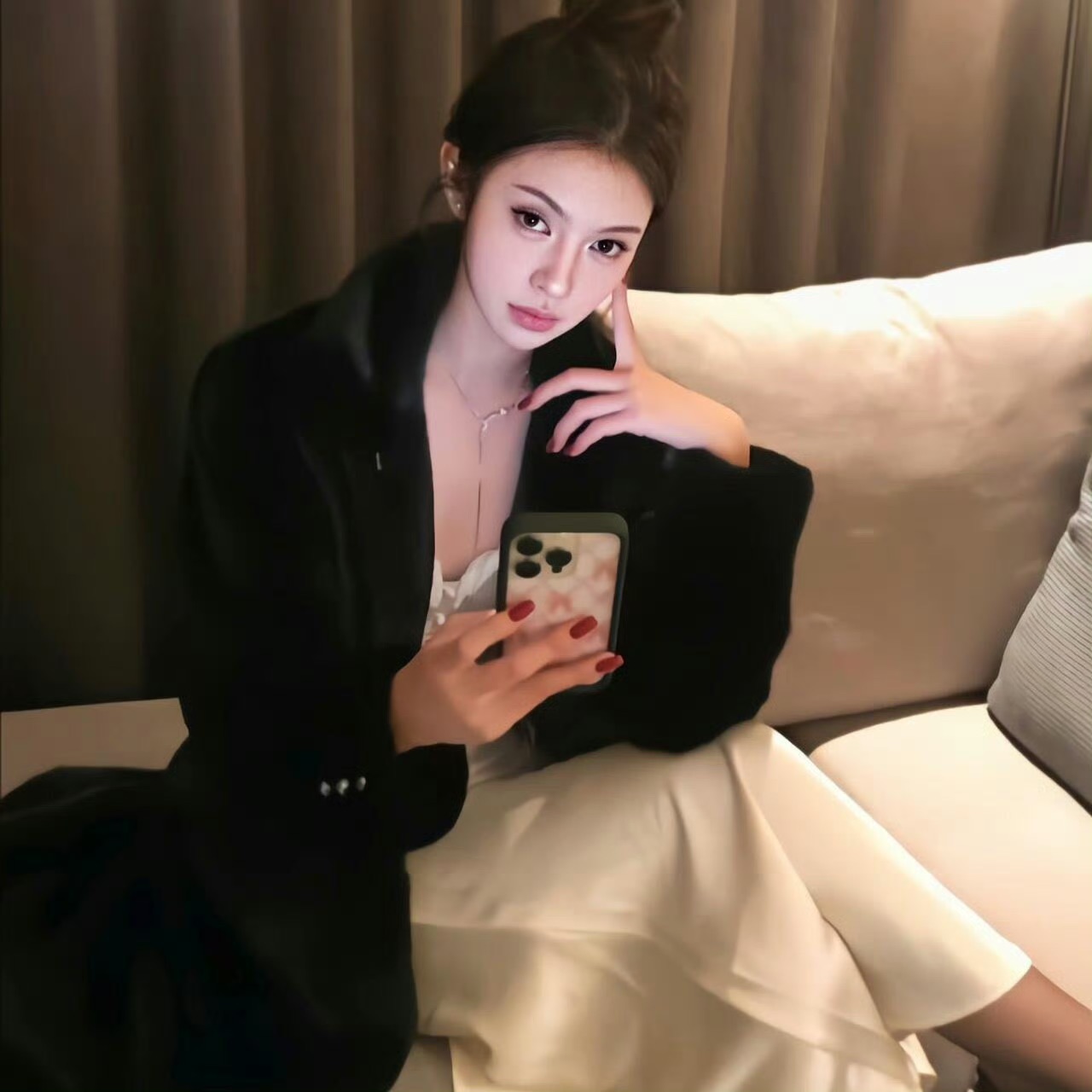 兴化伴游女生周语言的资料