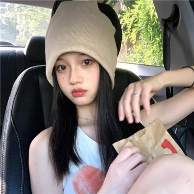 兴化伴游女生乙傲薇的资料